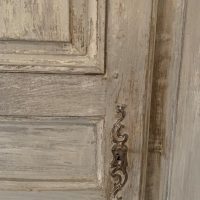 pair of large corner cupboards - Image 3
