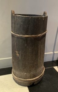 tree trunk planter - Image 4