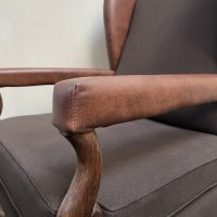 Early 18th Century Leather and Linnen French Wingchair - Image 9