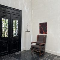 Early 18th Century Leather and Linnen French Wingchair - Image 5
