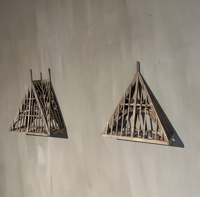 Set of 3 Piece de Maitrise, Architectural Roof models - Image 4