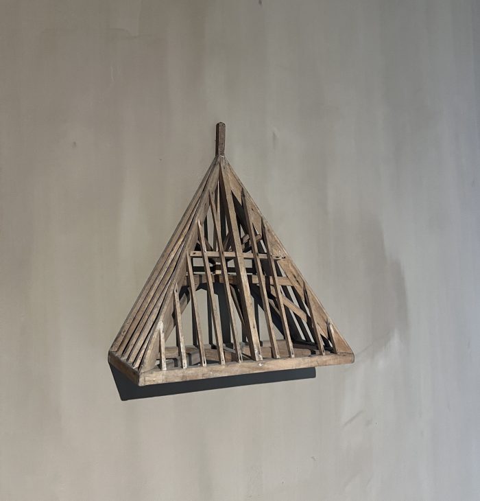 Set of 3 Piece de Maitrise, Architectural Roof models - Image 7