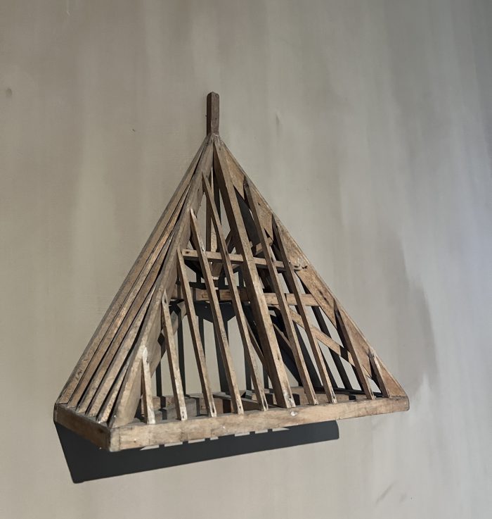 Set of 3 Piece de Maitrise, Architectural Roof models - Image 10
