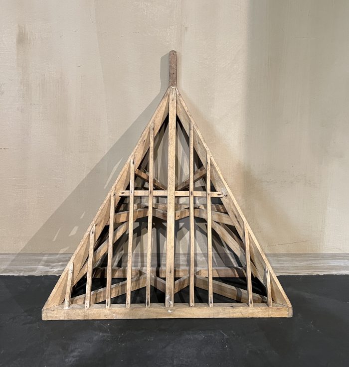 Set of 3 Piece de Maitrise, Architectural Roof models - Image 17