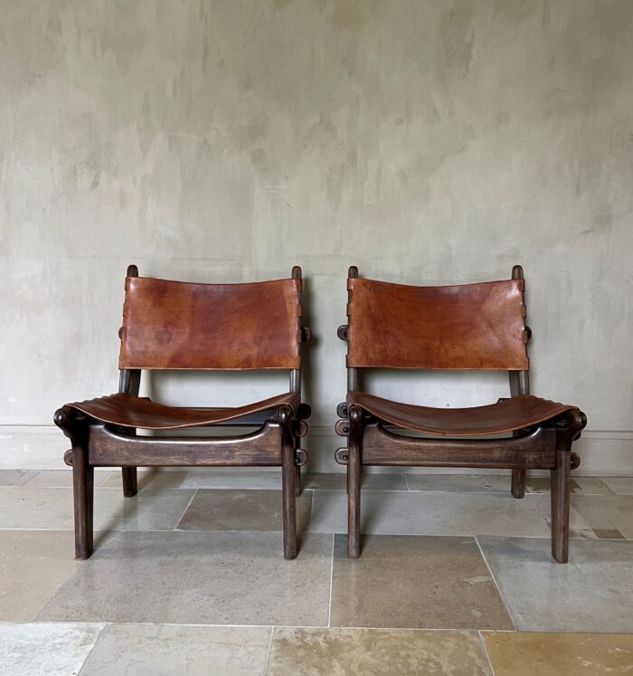 Pair of Angel Pazmino Lounge slipper Chairs - Image 2