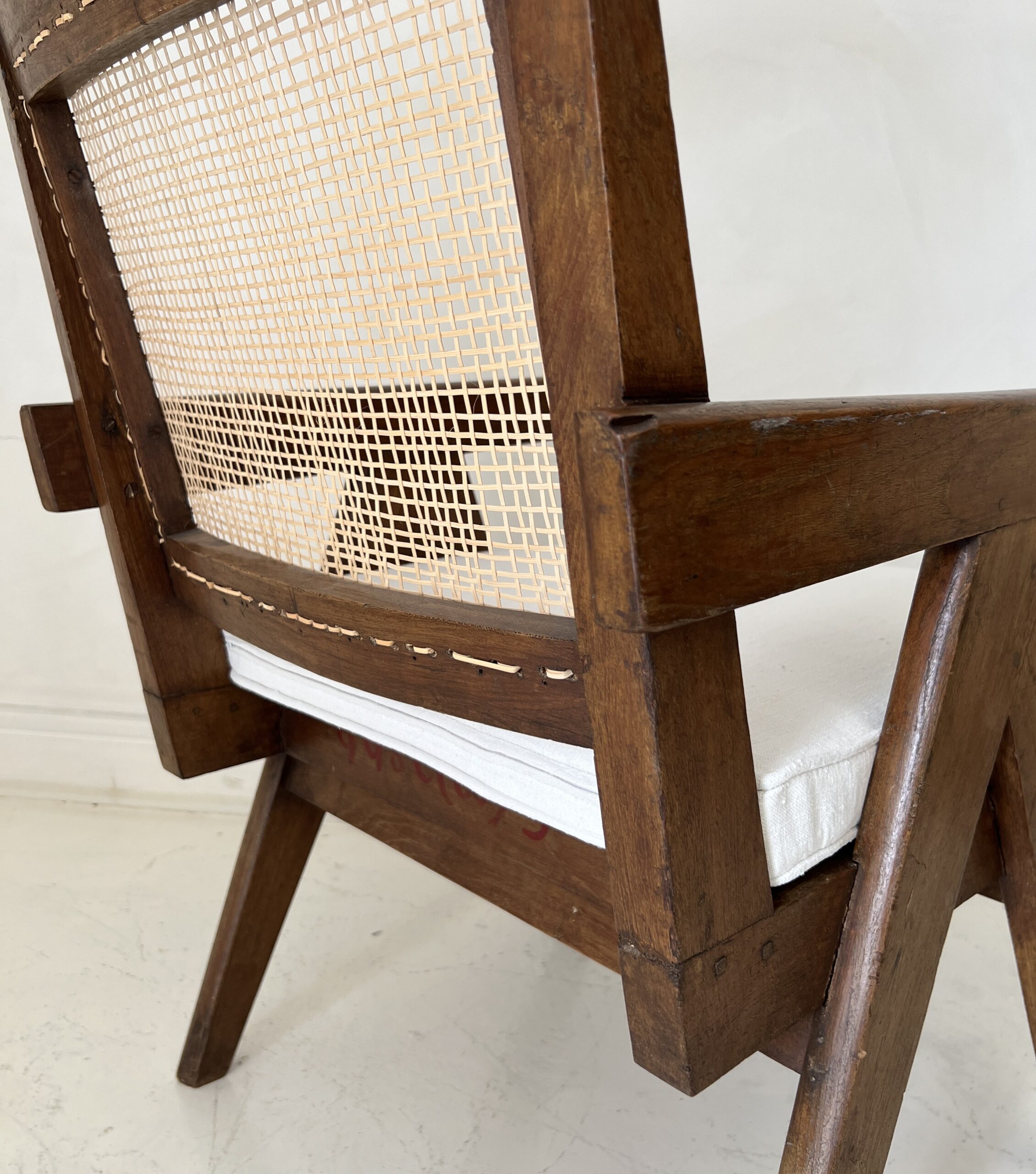 Jeanneret Lounge Easy Chair - Image 11