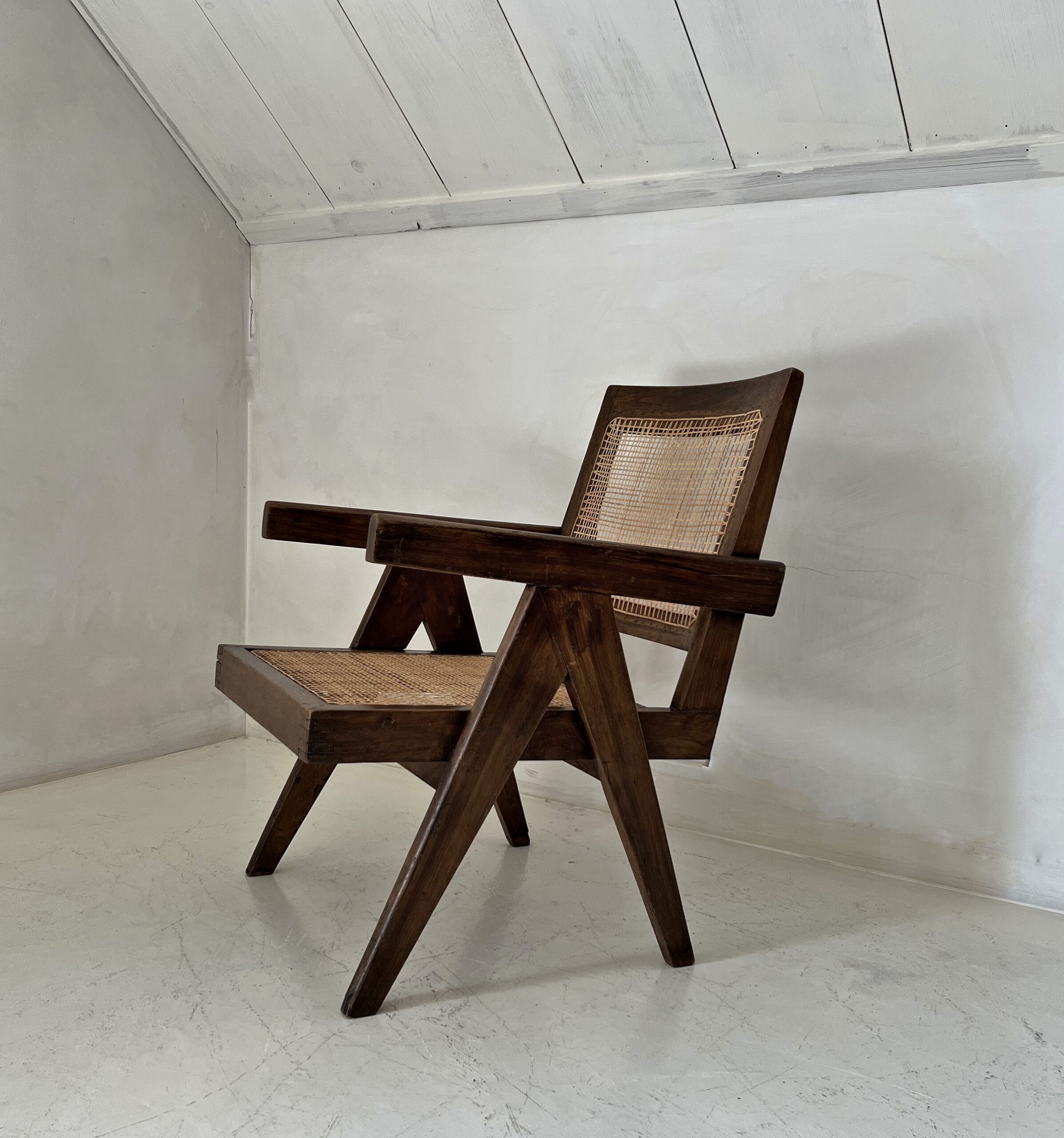 Jeanneret Lounge Easy Chair - Image 14