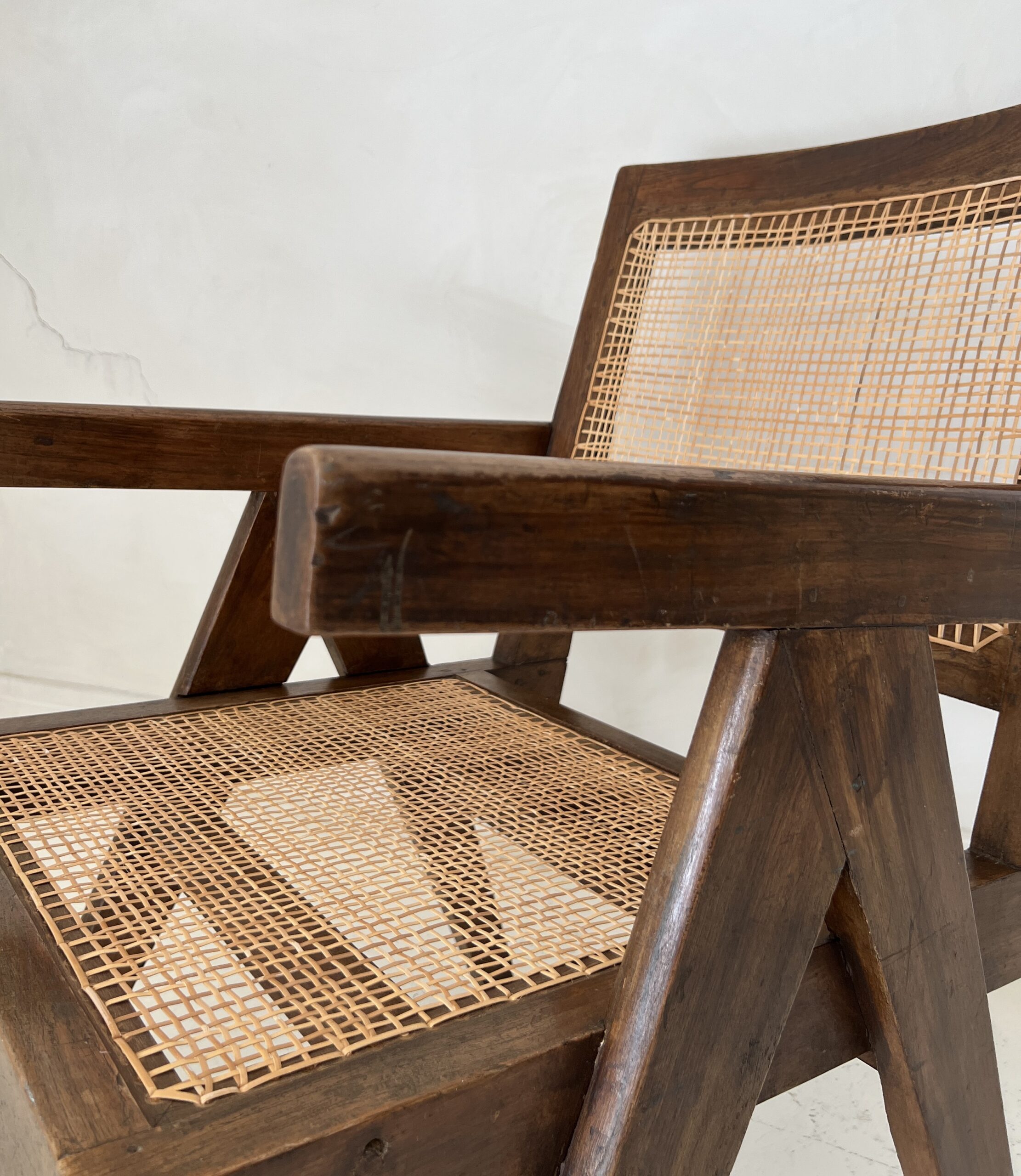 Jeanneret Lounge Easy Chair - Image 15
