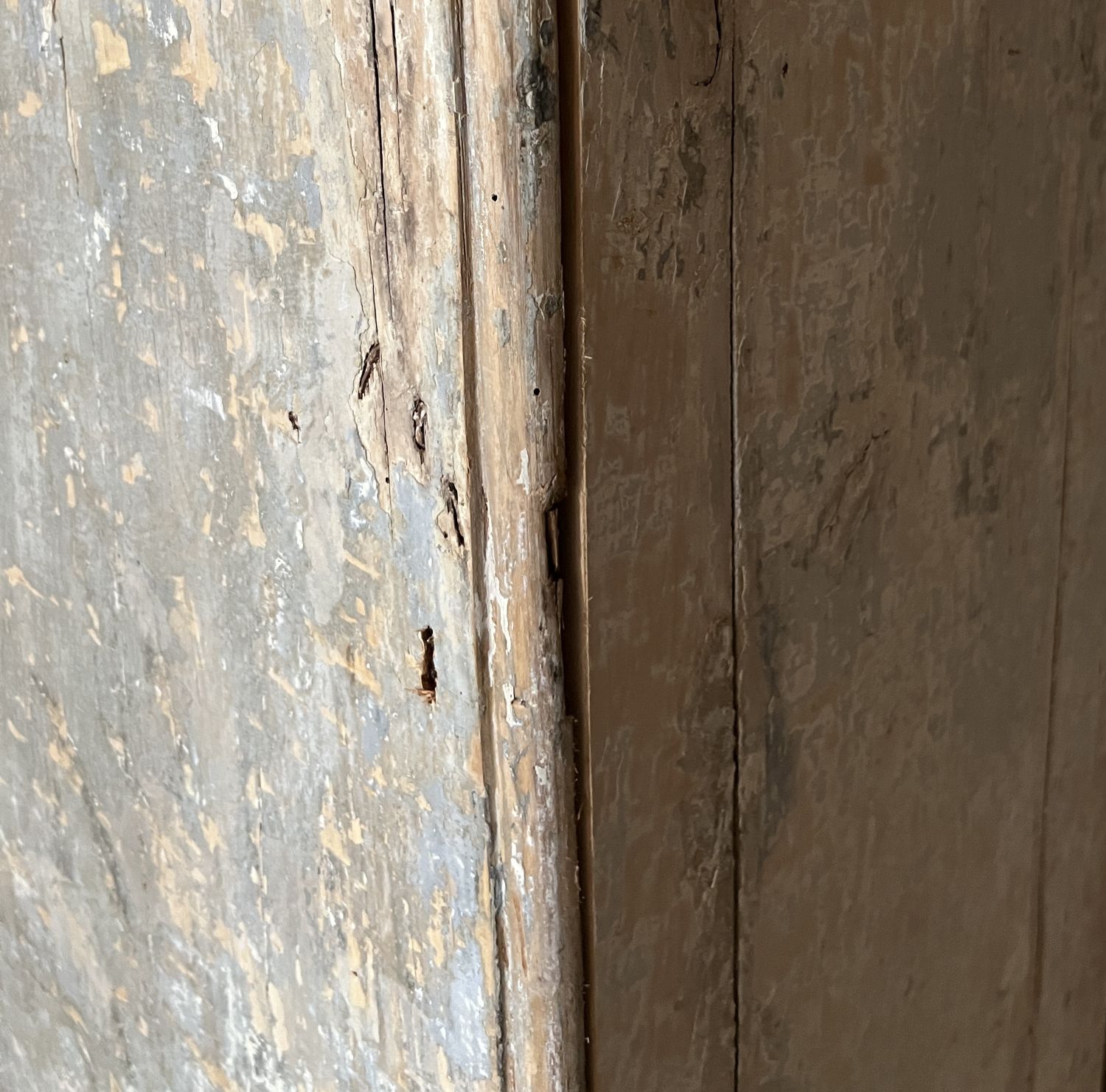 Sideboard with reclaimed 18th century doors - Image 12