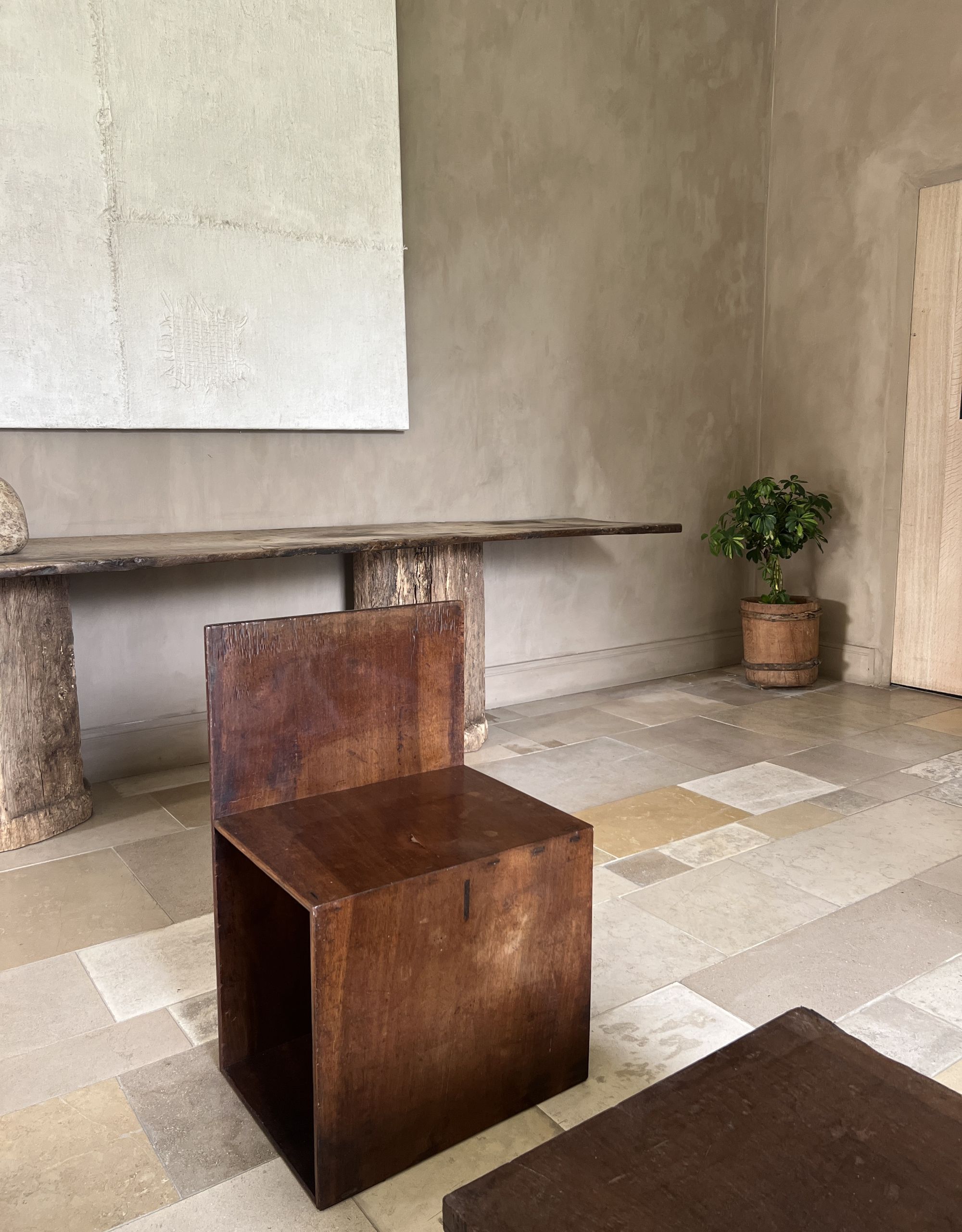 Cube Chair reclaimed Walnut - Image 4